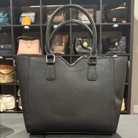 Yani J’adore Large Tote Bag - Picture 3 of 6